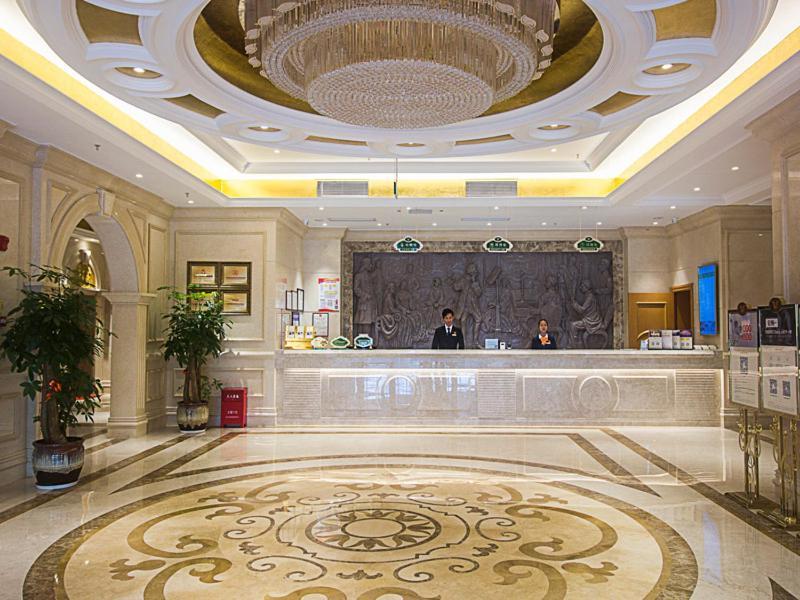 Vienna International Hotel Haikou West Bus Station Exterior foto